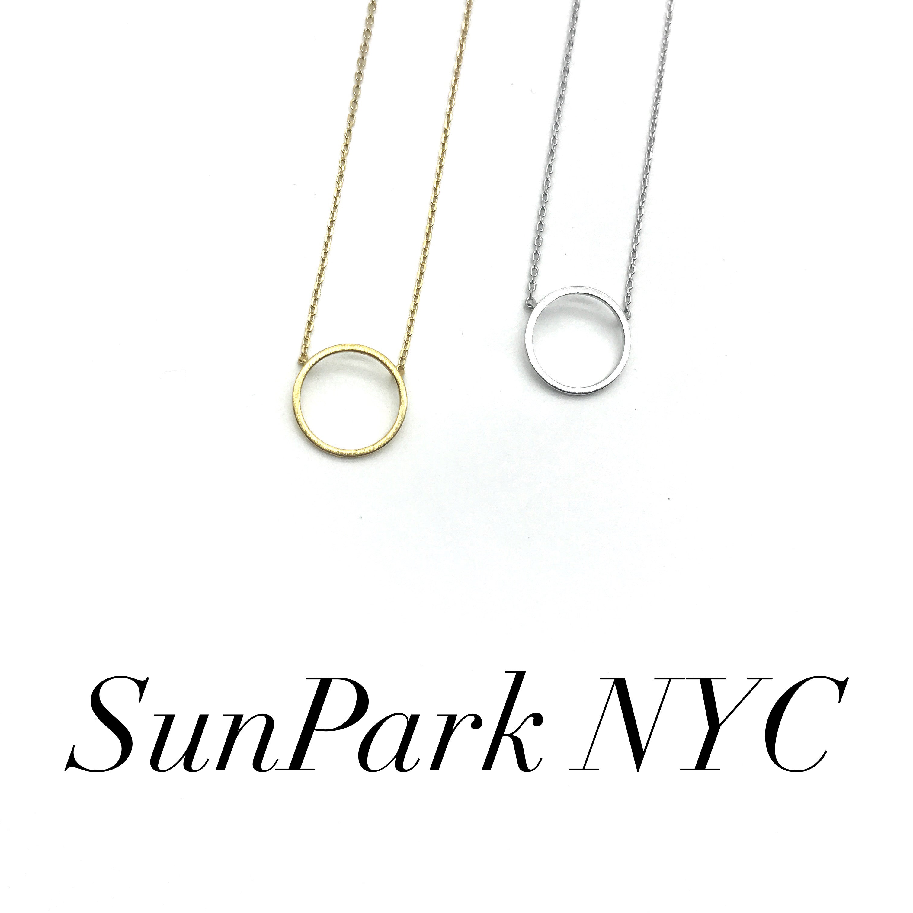 Brushed Outline Circle Necklace